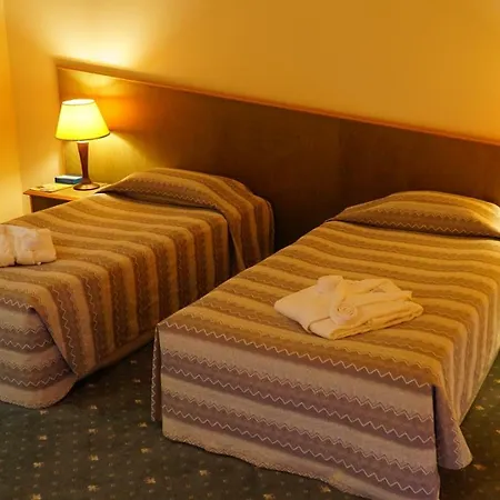 Altis & Otel 5*
